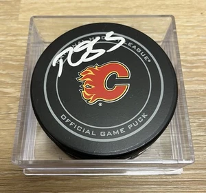 MARK GIORDANO signed Calgary Flames Official Game Puck NHL autograph - Picture 1 of 2