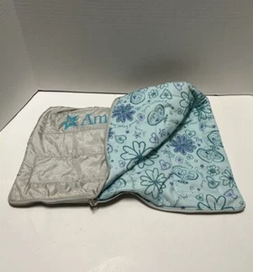 American Girl Puppe Cozy Sleepover Schlafsack 2011 blau silber Tragetasche - Bild 1 von 9