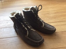 Ugg, Uggs, mit Lammfell gefütterte Boots zum Schnüren, Gr. 40 / 41, NEU!