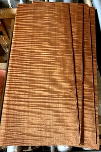 7 Pieces Stunning Fiddleback-Figured Quartered Makore Veneer 24" x 12" - Picture 1 of 1