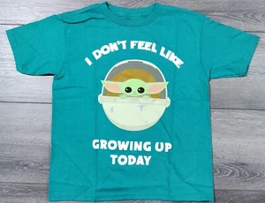 Star Wars Shirt Boys Medium 8 Baby Yoda Green Short Sleeve T-Shirt Tee Cute - Picture 1 of 4