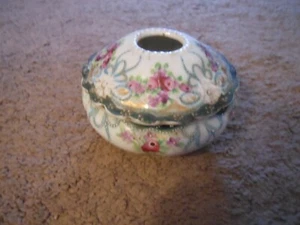 ANTIQUE HAND PAINTED PORCELAIN VANITY HAIR RECEIVER, PRETTY - Picture 1 of 12