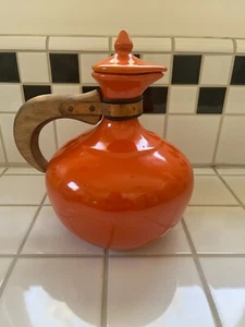 VINTAGE BAUER POTTERY COFFEE OR TEAPOT WITH WOODEN HANDLE- ORANGE COLOR - Picture 1 of 10