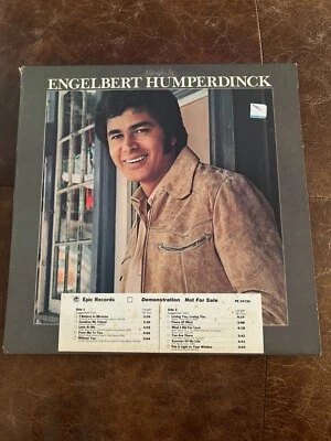 (USED) Engelbert Humperdinck - PROMO - 1977Epic Miracles Stereo PE-34730 VG+ - Image 1 of 4