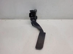 2013 Chevrolet Silverado 1500 (5.3L / AT) Accelerator Pedal - DBW /Drive By Wire - Picture 1 of 12