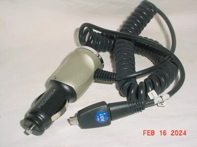 CLASSIC SAMSUNG GALAXY CAR CHARGER WIRE RETRACTABLE IGO 3 FEET LONG CABLE TESTED - Image 1 of 4