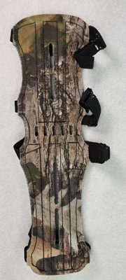 NEET Dual Faced Protective Arm Guard Archery 4 Adjustable Straps Camoflauge NEW - Image 1 of 4
