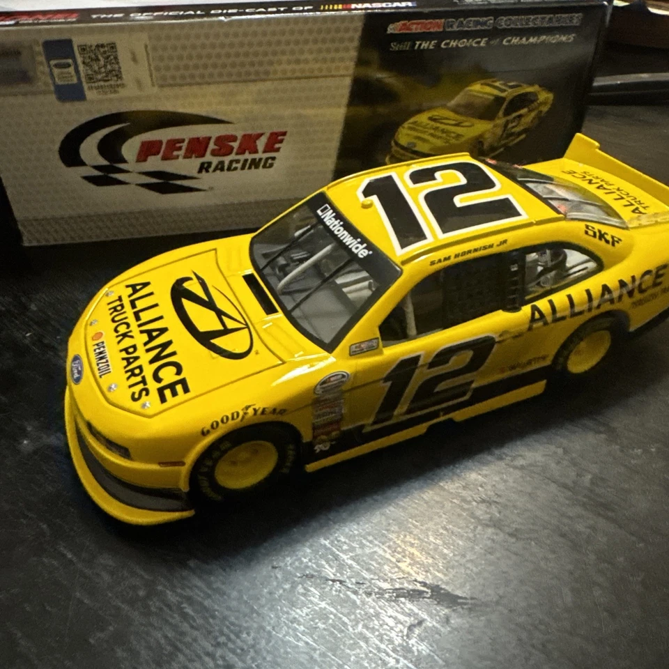 Sam Hornish Jr. 2013 #12 Alianza Mustang 1/24 Foto 1 de 4