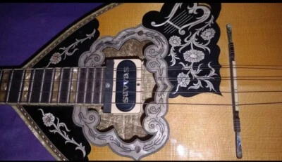 Greek Bouzouki with HARDCASE & PICK UP & TUNER & 300 BACKING TRACK WITH SCORES  - Image 1 of 4