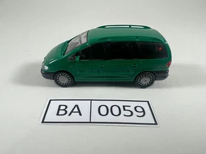 RIETZE Ford Galaxy Green #10740 H0 1:87 "Oldtimer" "SKU BA0059" - Ref. R003 - Picture 1 of 5