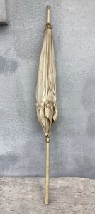 Antiker viktorianischer beige hellbrauner Leinen Damen Sonnenschirm Regenschirm Holzgriff 37" Ht. - Bild 1 von 9
