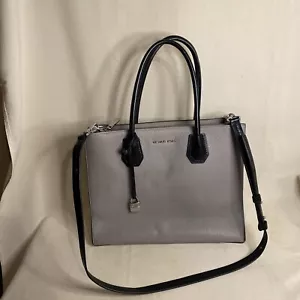 MICHAEL KORS Mercer Large Pebbled Leather Crossbody Tote Handbag Gray/White - Picture 1 of 23