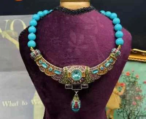 Stunning Turquoise Beaded Necklace -Aquamarine colored Stone Necklace- - Picture 1 of 2