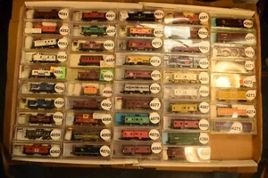 N Scale CABOOSE STOCK CAR CR ATSF SF UP SP NH CR  C&O CP PRR NP sold individuall - Picture 1 of 289