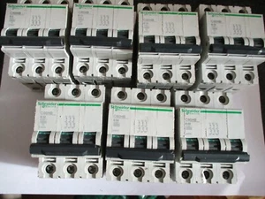 SCHNEIDER C60HB B2 B6 B10 B16 B20 B32 B40 B50 B63 10KA TRIPLE POLE MCB'S - Bild 1 von 1