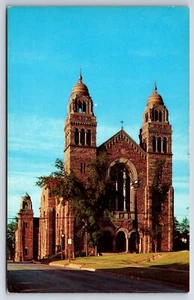 St. Peter's Catholic Cathedral Marquette Michigan postcard D6 - Picture 1 of 2