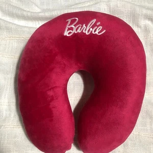 Barbie Convención Rosa Bordado Cuello Almohada Almohada Viaje NUEVO - Imagen 1 de 5