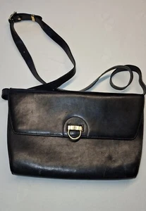 Aigner, wunderschöne, praktische, klassische Tasche, schwarz, mittelgroß (3) - Bild 1 von 3