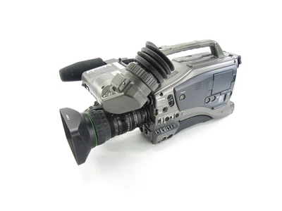 JVC GY-DV5000U DV MiniDV Professional DV Camcorder w/ Canon YH16x7K12U Zoom Lens - Image 1 of 4