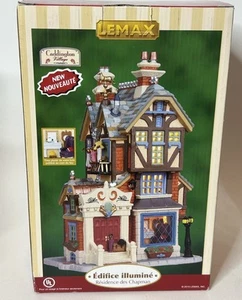 2010 Lemax Caddington Chapman Residence Lighted Christmas Village House - Picture 1 of 7