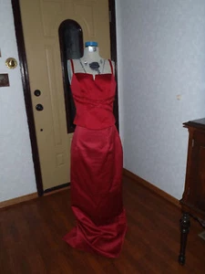Mori Lee bridesmaid  Sz 11-12 Claret w/ beading 2 piece - Picture 1 of 5