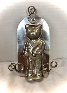 Vintage Schokolade Süßigkeitenform stehender Teddybär mit Baum Metall - Bild 1 von 4