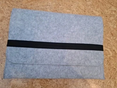  Laptop Tasche Filz Grau Neuwertig  - Bild 1 von 4
