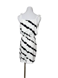 Vestido Jersey Emery Rose Sin Mangas Blanco Negro Rayas Corbata Hombros Pequeño Nuevo con Etiquetas - Imagen 1 de 10