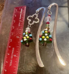 Lampwork Beaded Silver-Tone Metal Shepherd Hook Bookmark Christmas Glass Beads - Picture 1 of 3