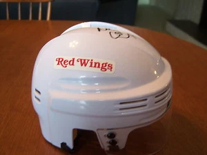 NIKLAS KRONWALL AUTOGRAFO MINI CASCO DETROIT ALI ROSSE - Foto 1 di 2