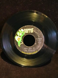 THE ZOMBIES LEAVE ME BE/TELL HER NO PARROT RECORDS VINYL 45 PAR 9723 - Foto 1 di 3