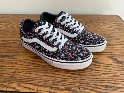WORN ONCE VANS FLORAL PRINT LOW SKATEBOARD TRAINERS UK 7 - Image 1 of 4