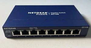 Netgear ProSafe GS108P 8-Port Gigabit Ethernet Switch V4 + Power Adapter - Picture 1 of 3