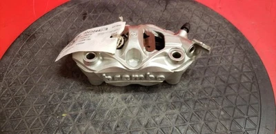 SUZUKI GSXR 750 FRONT RIGHT BREMBO BRAKE CALIPER 2015 0.8L PETROL R-747 - Image 1 of 4