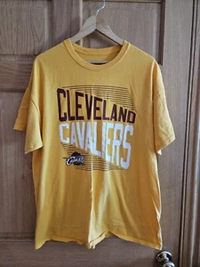 Vintage Majestic NBA Cleveland Cavaliers Playoffs T-Shirt Size XL Yellow - Picture 1 of 3