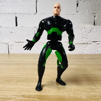 Figura de acción Kenner Lex Luthor 1996 traje negro verde serie animada Superman Foto 1 de 4