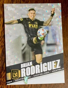 2022 MLS Topps Chrome #156 Brian Rodriguez - LAFC - Cracked ice - Man. Defect - Picture 1 of 3