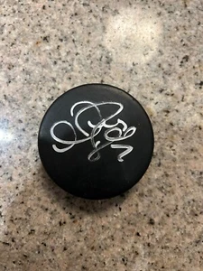 Gary Roberts Signed Puck Toronto Maple Leafs JSA COA! - Picture 1 of 2