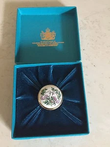HALCYON DAYS BILSTON & BATTERSEA ENAMEL WHITE DOVES MINI TRINKET BOX In CASE! - Picture 1 of 9