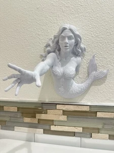 Mermaid Reaching Hand 9x9x7 Wall Mount Hanging Sculpture Art Fantasy Ocean Decor - Picture 1 of 7