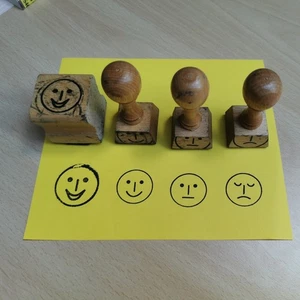 Lehrerstempel Motivationsstempel Motivstempel 4 Stück Smiley  - Bild 1 von 3