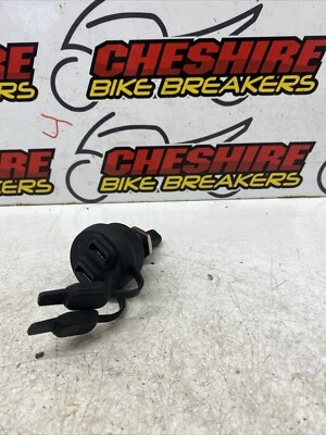 ♻️ Enchufe de toma de corriente USB BMW R1200gs Te 2018 ♻️ Foto 1 de 4