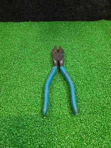 Channellock 3048 1/2 Side Cutting Lineman's Pliers 8-1/2" - Picture 1 of 9