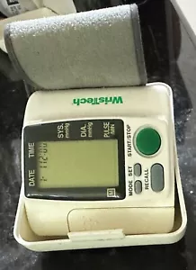 HEALTHCARE WRISTECH BLOOD PRESSURE MONITOR IN CASE - Picture 1 of 3