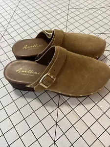 AVELLINI SUEDE/LEATHER CLOG W/SIDE BUCKLE & STUDDS SIZE 7.5 MADE IN ITALY. - Picture 1 of 7
