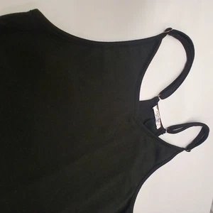 Damen Gr. M ärmellose Spaghettiträger Shorts Strampler schwarz mit Taschen - Bild 1 von 9