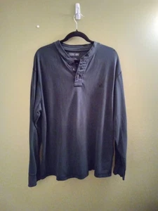 Uomo L Urban Pipeline Forest Green manica lunga Henley leggero vestibilità rilassata  - Foto 1 di 4