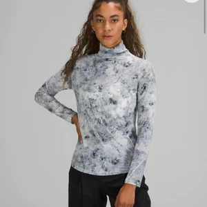 Neu Lululemon Damengröße 14 haltbarer Rollkragen Langarm leichter Marmor - Bild 1 von 8