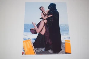 Carrie Fisher Rückkehr der Jedi-Ritter Bikini Strand Leia 8x10 Glanzfoto vollbusig 041 - Bild 1 von 1