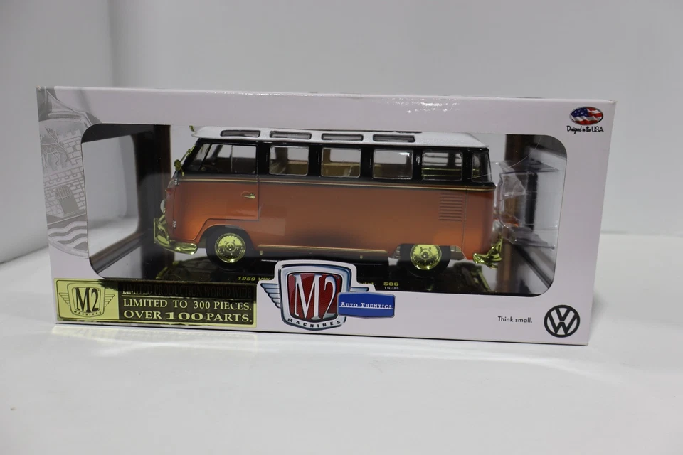 M2 Machines 1959 Volkswagen VW Micro Bus Deluxe USA Model Chase /300 Diecast S06 - Image 1 of 2